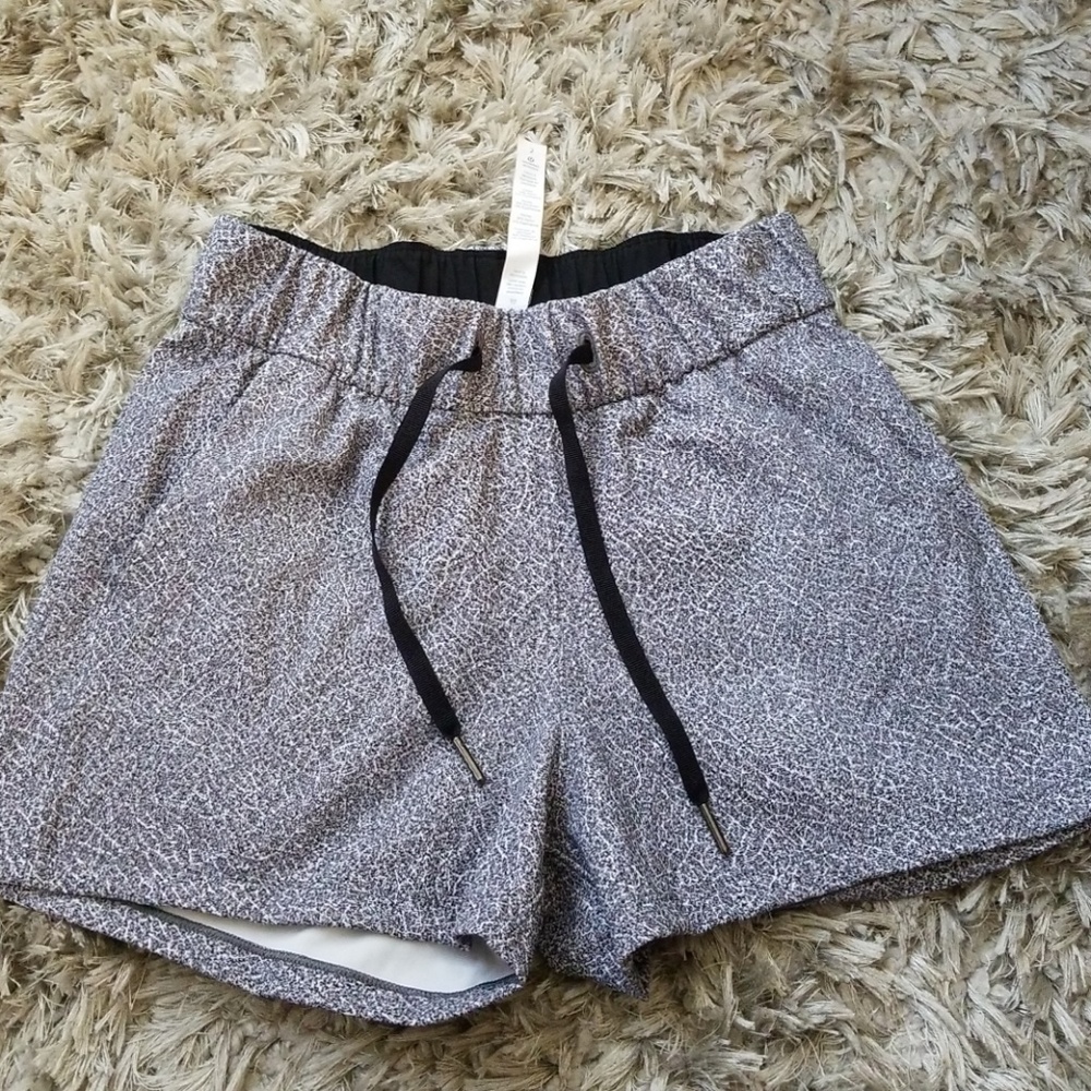 Lululemon On The Fly Short
